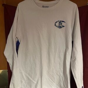 Women’s Long sleeve champion shirt size medium